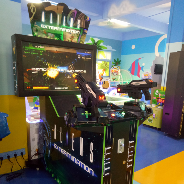 Shooting Simulator Game Console - 42" Aliens - Image 3