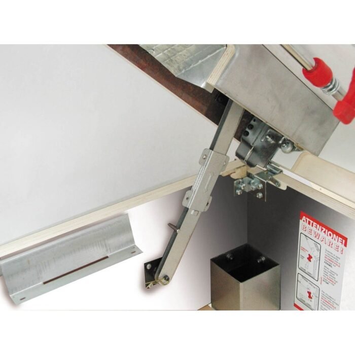 Garlando World Champion Coin Operated Foosball Table - Image 4