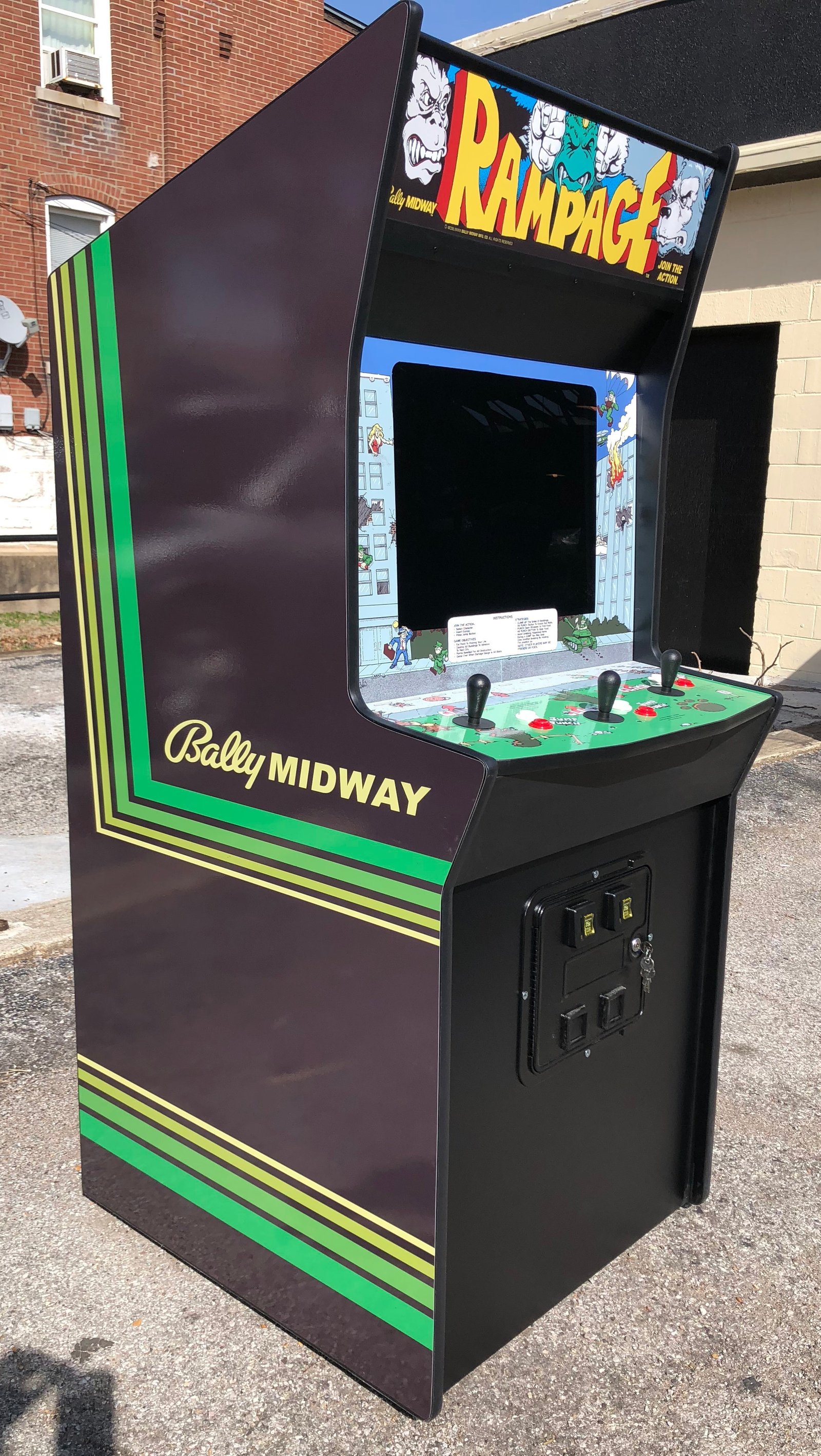 IMG_0370 Rampage Arcade With Lots Of New Parts, New LCD Monitor-HEAVY DUTY, COIN OPERATED, COMMERCIAL GRADE WITH FREE PLAY OPTION - Image 1