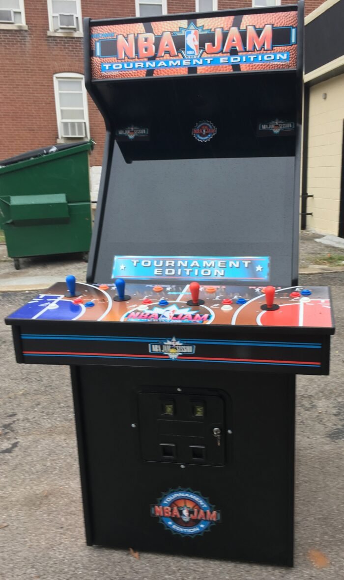 NBA Jam Tournament Edition Arcade With Lots Of New Parts-Extra Sharp-HEAVY DUTY, COIN OPERATED, COMMERCIAL GRADE WITH FREE PLAY OPTION - Image 4