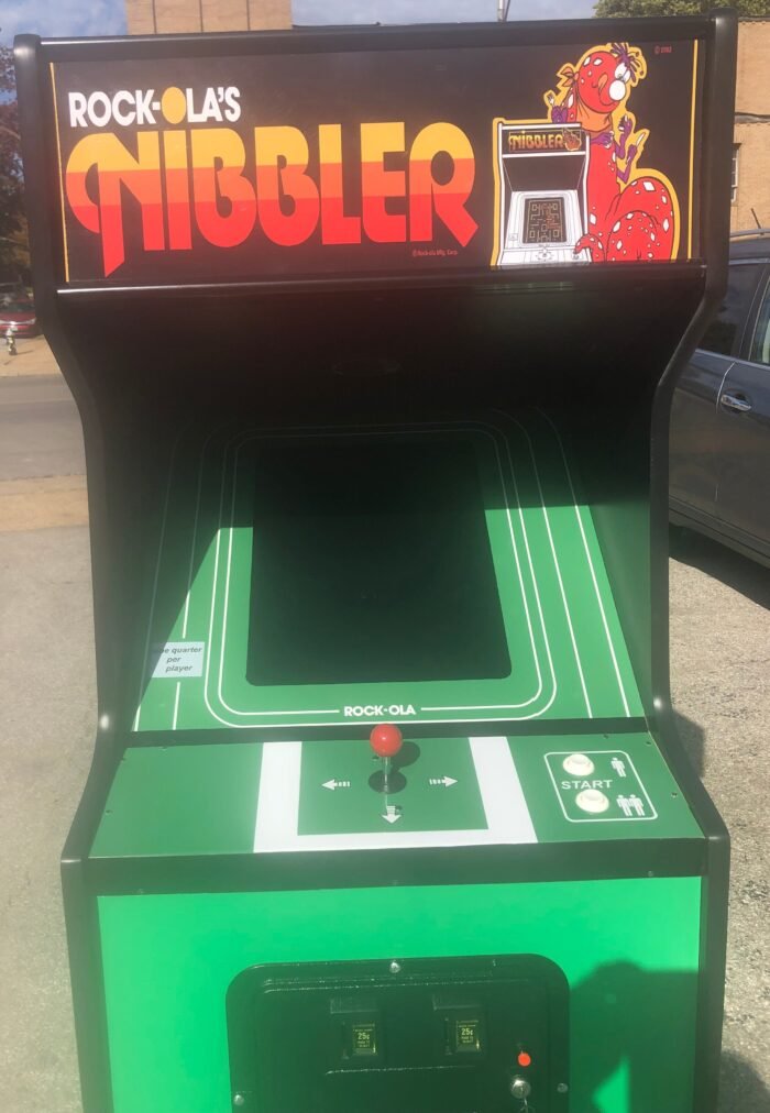 Nibbler Arcade Game, Lots Of New Parts, Sharp-HEAVY DUTY, COIN OPERATED, COMMERCIAL GRADE WITH FREE PLAY OPTION - Image 3