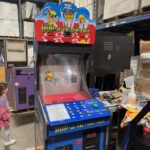USED Hop A Tic-Tac-Toe Stand Up Arcade Machine
