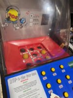 USED Hop A Tic-Tac-Toe Stand Up Arcade Machine - Image 5