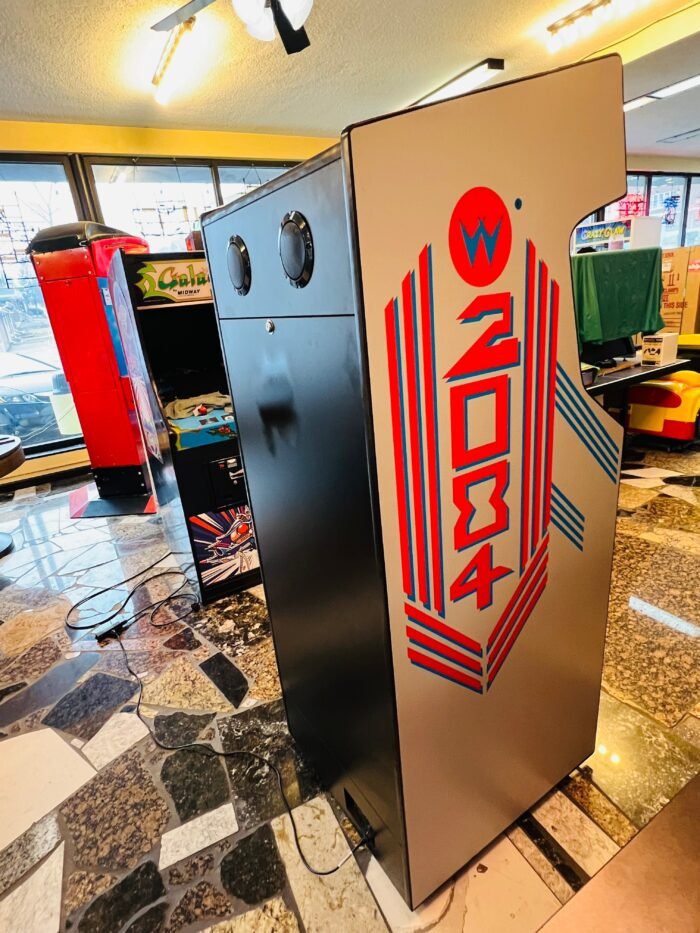 Robotron Arcade With Lots Of New Parts, Extra Sharp-HEAVY DUTY, COIN OPERATED, COMMERCIAL GRADE WITH FREE PLAY OPTION - Image 5