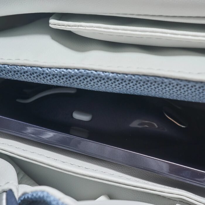 Bodyfriend Leonardo Da Vinci Massage Chair - Image 2