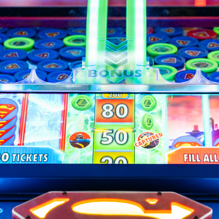 Benchmark Games Superman World's United - Image 6