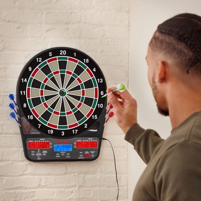 Viper 850 Electronic Dartboard with 450 scoring options - Image 2