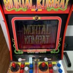 Mortal Kombat 1 Arcade 1up marquee