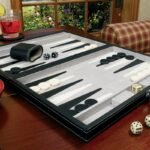 Mainstreet Classics Classic 15" Backgammon Set - Image 7