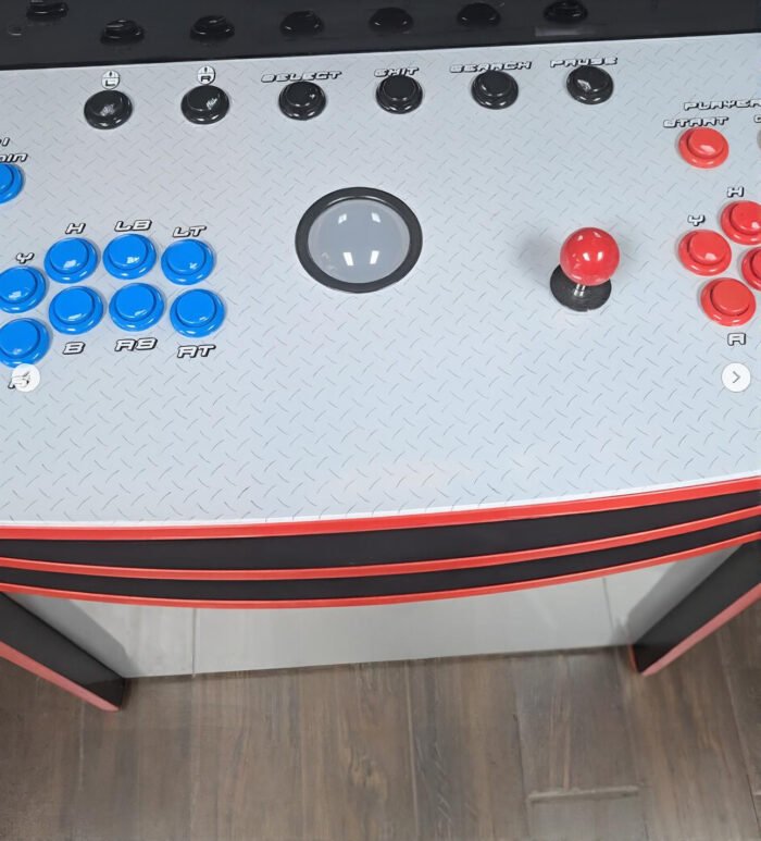 Marvel vs Capcom themed arcade cabinet - Image 4