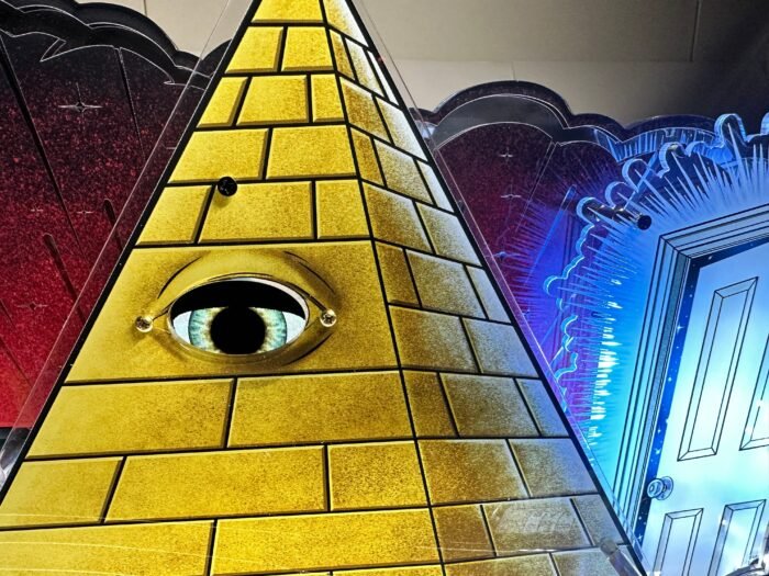 Worlds Coolest Twilight Zone Topper - Image 11