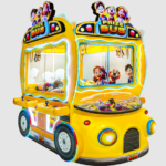 Zooom Studios | Prize Bus | 4-Player | Claw Machine