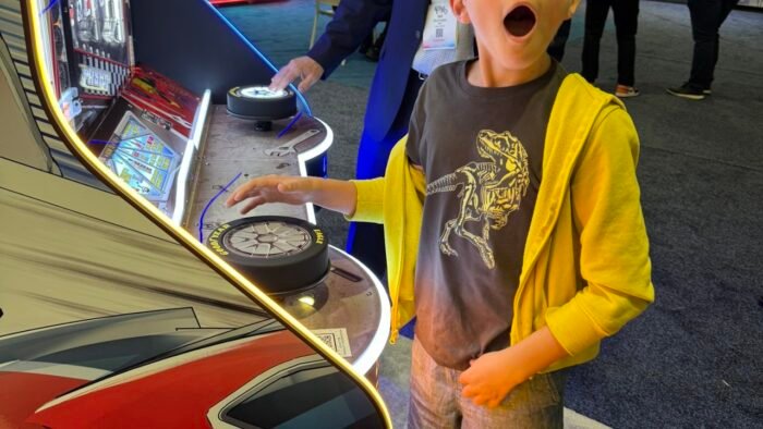 LAI Games Nascar Pit Stop - Image 7