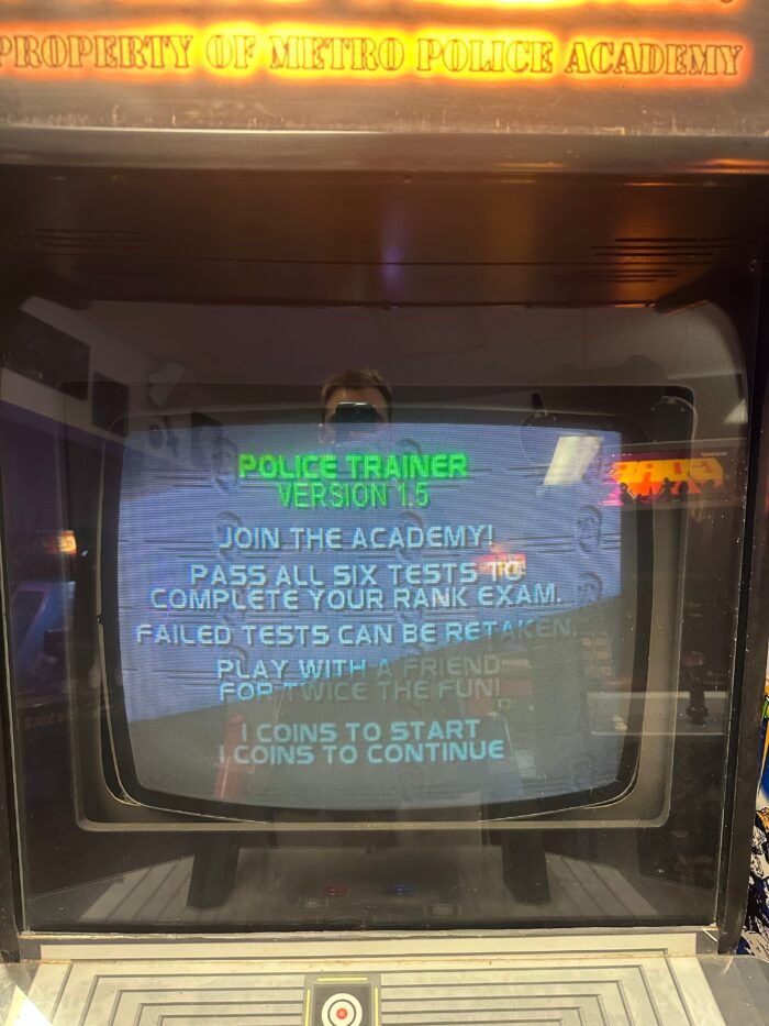 Police Trainer Arcade Game - Image 3