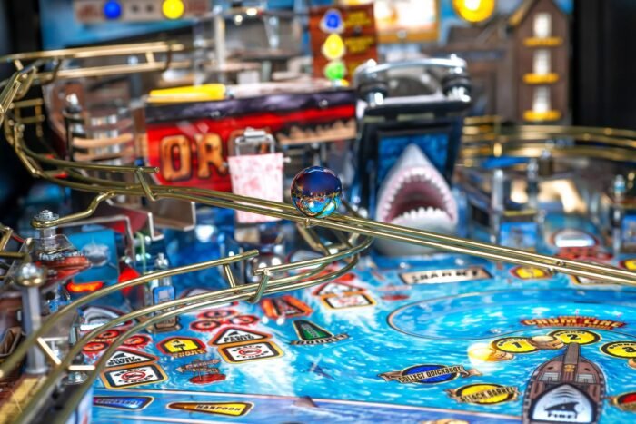 JAWS Pinball Machine Stern Pro Premium LE - Image 18