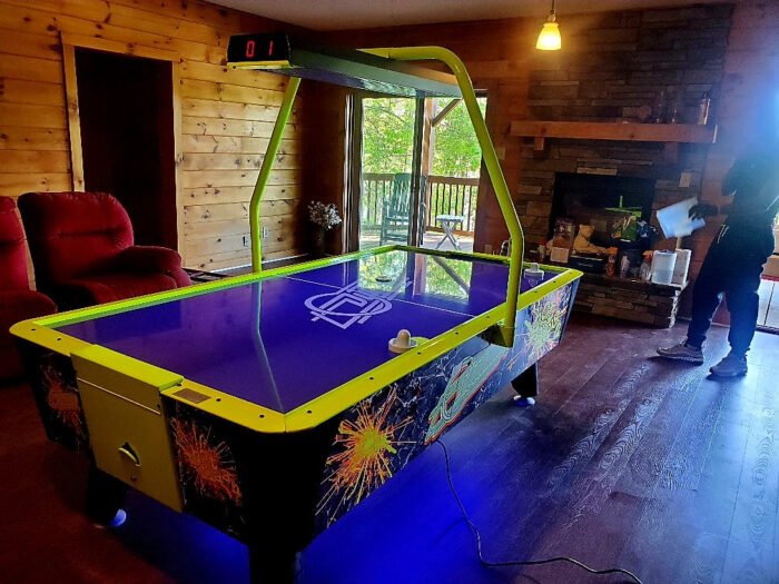 Dynamo 8' Hot Flash II Air Hockey Table - Image 3