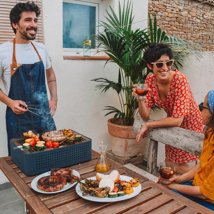 RS Barcelona Mon Oncle Portable BBQ in Blue - Image 2