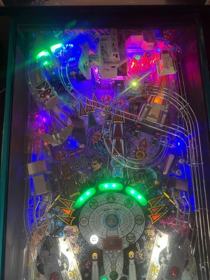 Williams Star Trek: The Next Generation Pinball Machine - Image 2
