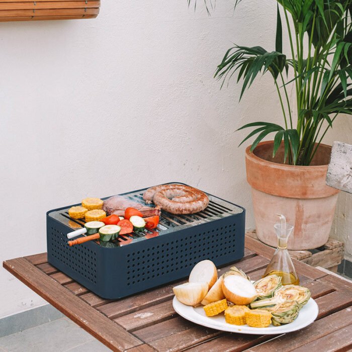 RS Barcelona Mon Oncle Portable BBQ in Blue - Image 3