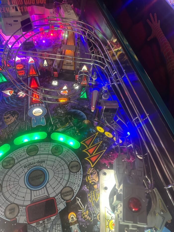 Williams Star Trek: The Next Generation Pinball Machine - Image 9