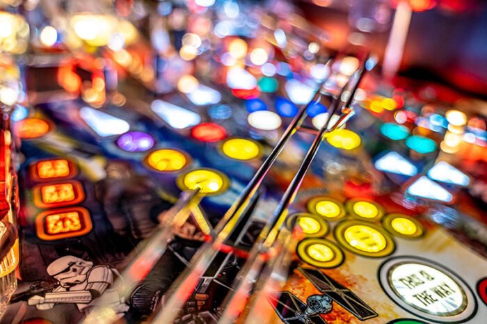The Mandalorian Premium Pinball Machine - Image 2