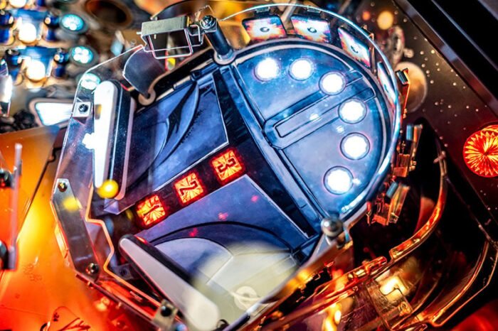 The Mandalorian Premium Pinball Machine - Image 5