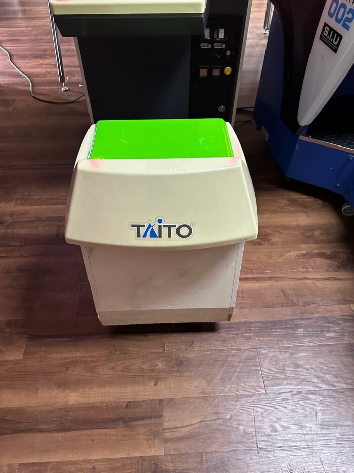 Taito Landing Gear Arcade Game - Image 6