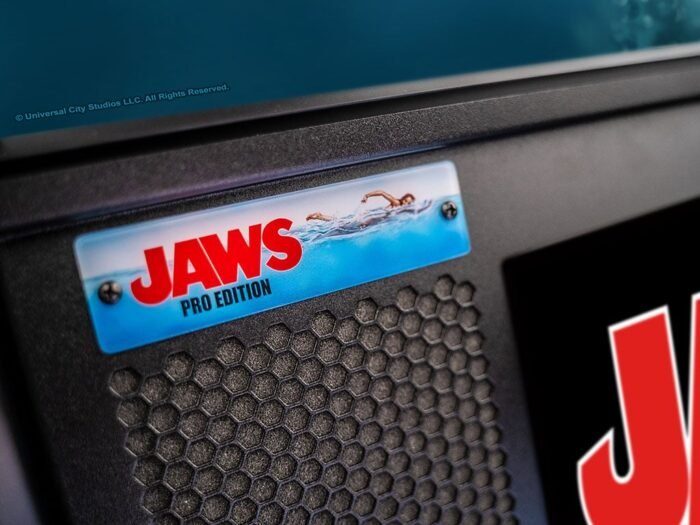 Jaws Pro Pinball Machine - Image 12