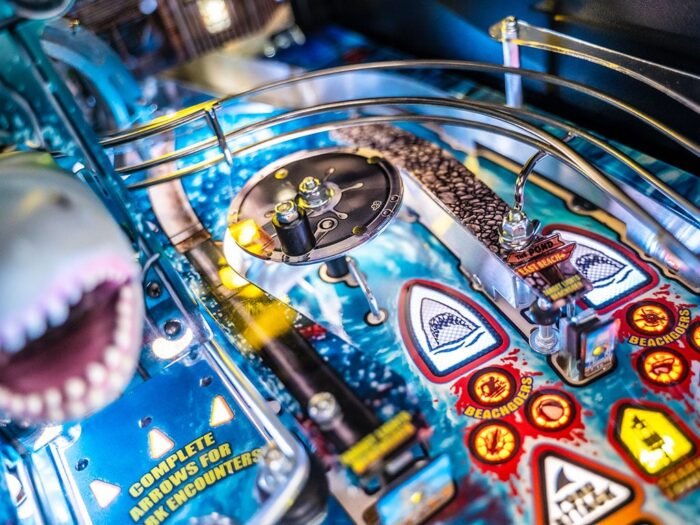 Jaws Pro Pinball Machine - Image 16