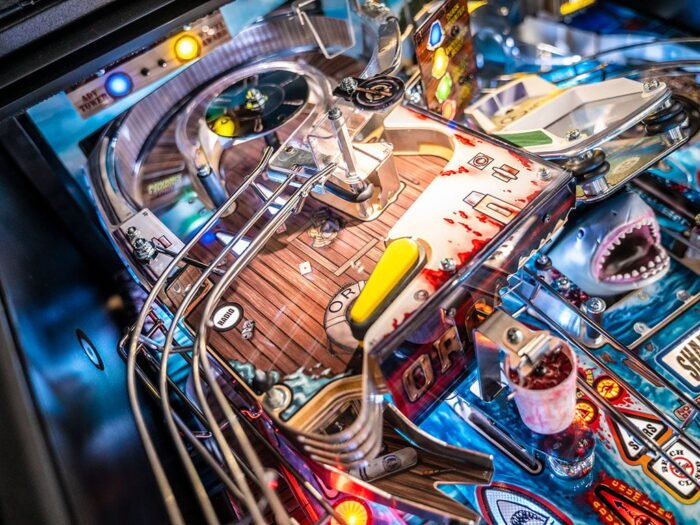 Jaws Premium Pinball Machine - Image 20