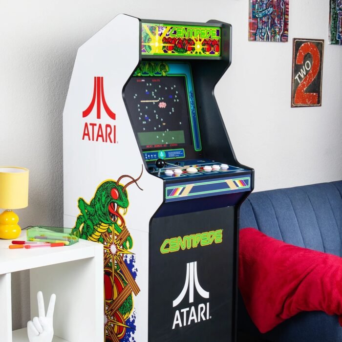Atari Centipede Ultra Series Game Machine with 17" Screen and 40 Games - Image 7