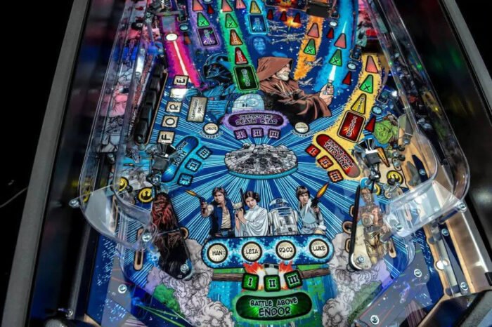 Star Wars Comic Art Pro Pinball Machine - Image 3