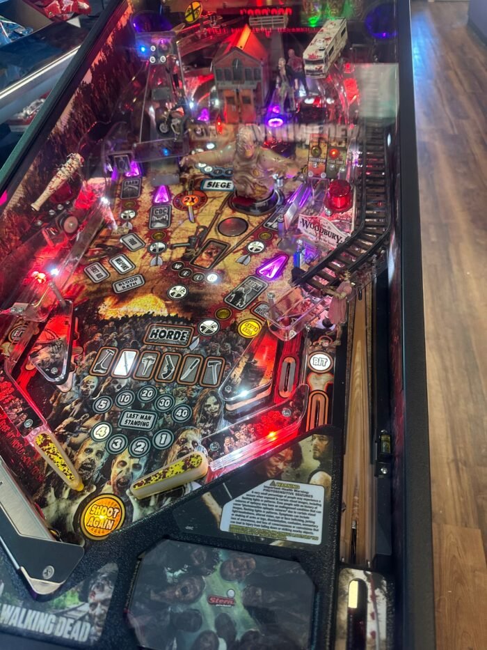 Stern Pinball LOADED The Walking Dead Premium Pinball - Image 17