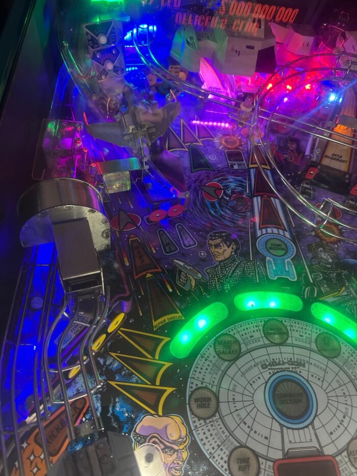 Williams Star Trek: The Next Generation Pinball Machine - Image 10