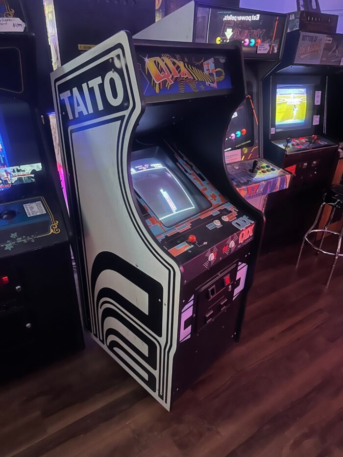 Taito QIX Classic Upright Arcade Game - Image 4