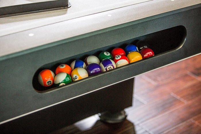 Mizerak 8' Dakota Brs Billiard Table - Image 4