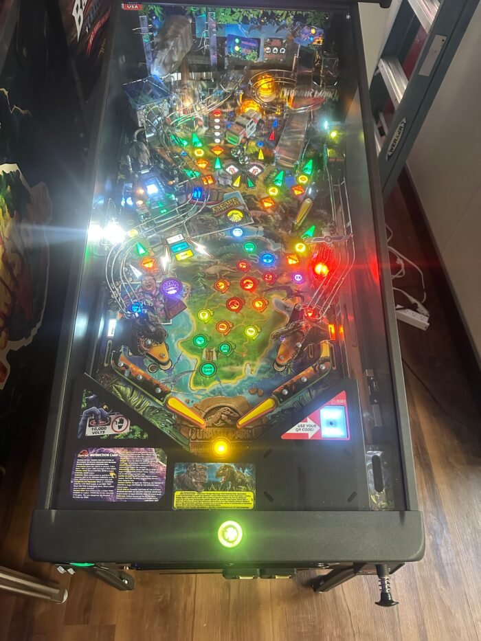 Stern Pinball Jurassic Park Premium Pinball Machine - Image 12