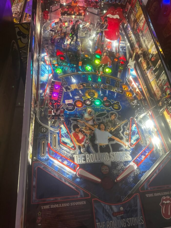 Stern Pinball LOADED The Rolling Stones Limited Edition Pinball Machine - Image 14