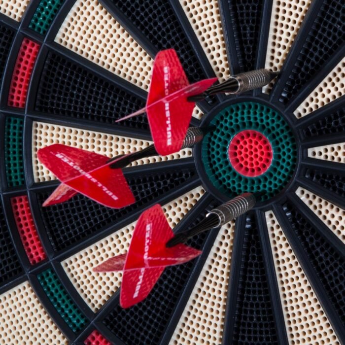 Arachnid Cricket Maxx 1.0 Electronic Dartboard Cabinet Set - Image 4