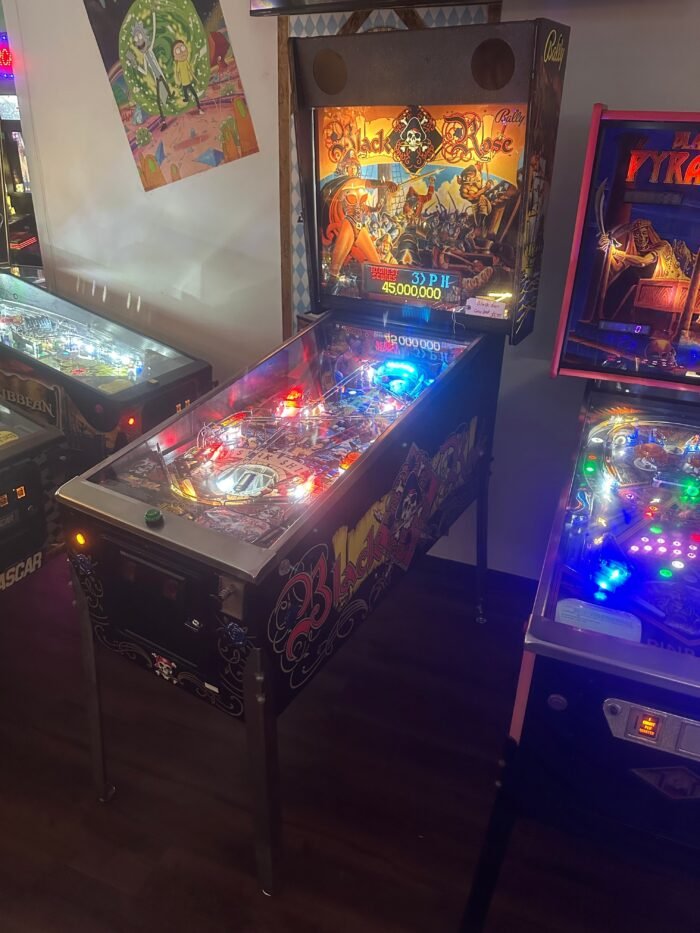 Bally Black Rose Pinball Machine - Image 4