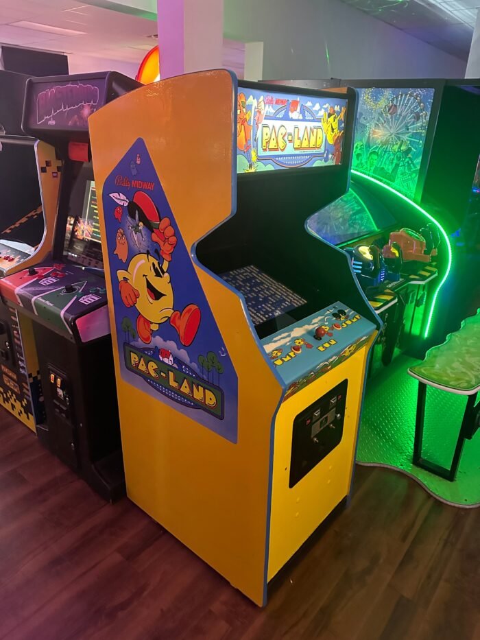 Bally Midway Pac-Land Upright Arcade Game - Image 2