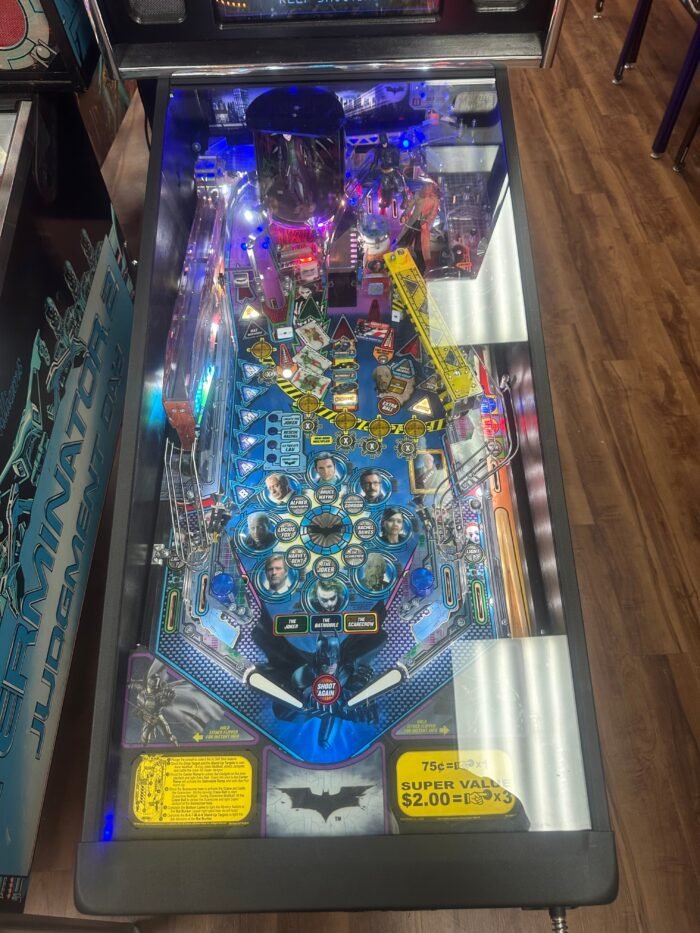 Stern Pinball Batman: The Dark Knight Pinball Machine - Image 8