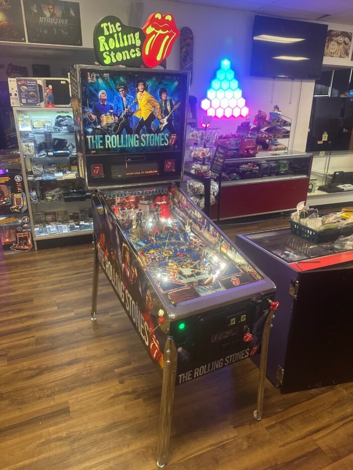Stern Pinball LOADED The Rolling Stones Limited Edition Pinball Machine - Image 6