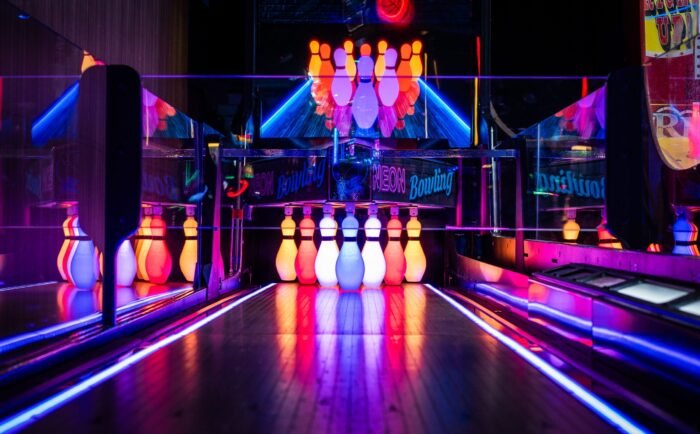 ICE Neon Bowling - Image 10