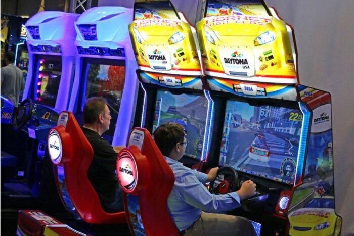 Sega Daytona Championship USA Std. 42" 1 Player - Image 10