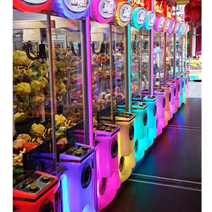 E-Claw 600 3-Player Crane Machine - Image 4