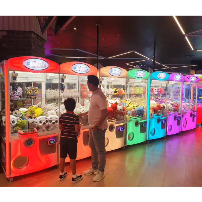E-Claw 900 2-Player Crane Machine - Image 5