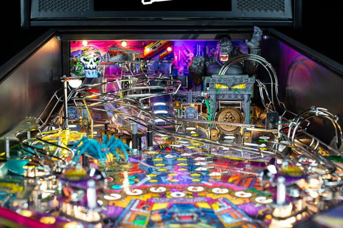 King Kong: Myth of Terror Island Premuim Stern Pinball - Image 14