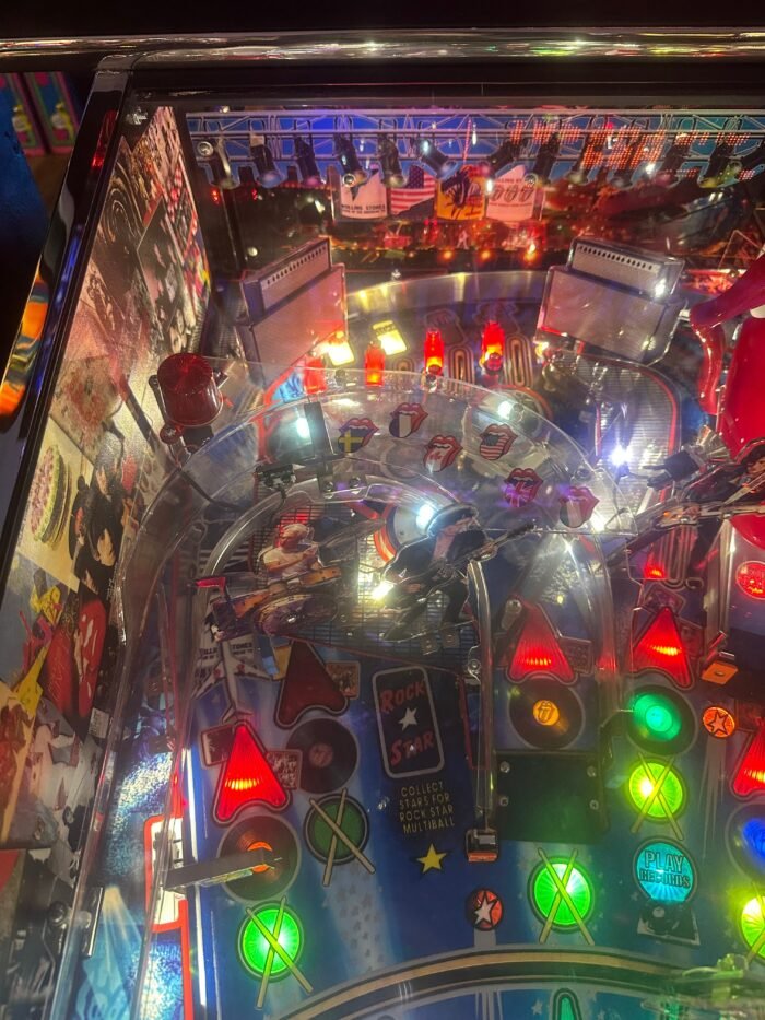 Stern Pinball LOADED The Rolling Stones Limited Edition Pinball Machine - Image 7