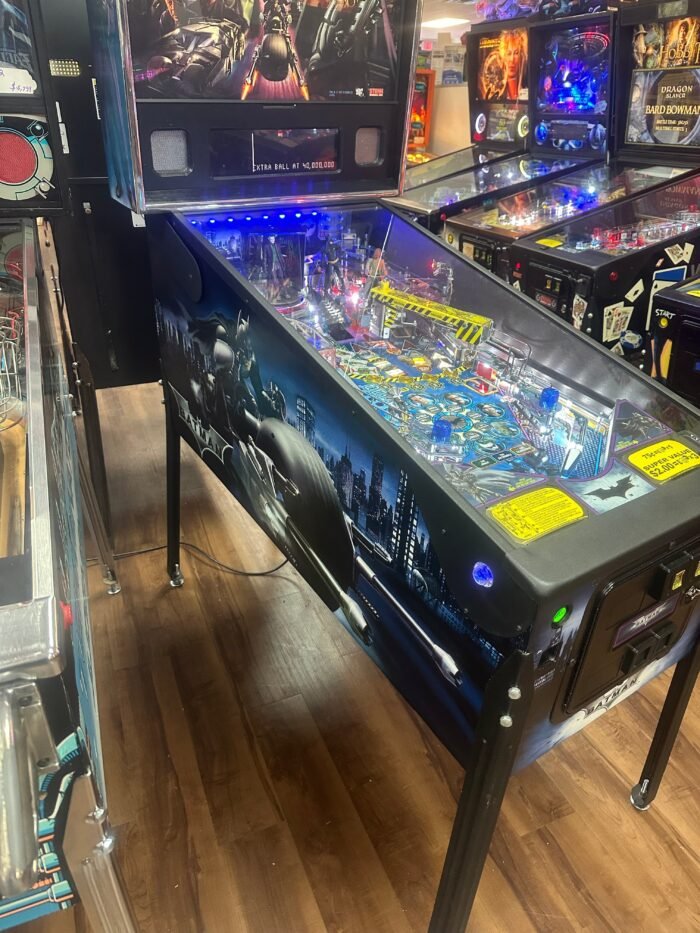 Stern Pinball Batman: The Dark Knight Pinball Machine - Image 6